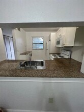 9165 NW 1st St in Pembroke Pines, FL - Building Photo - Building Photo