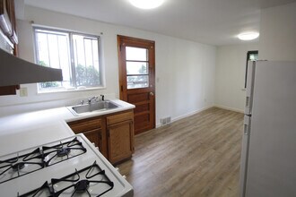 421 Franklin Ave in Pittsburgh, PA - Building Photo - Building Photo