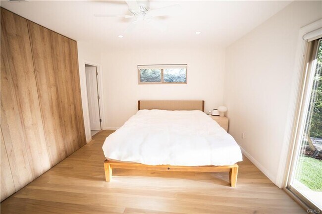 property at 4935 Ocean View Blvd