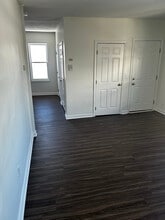 533 Middle St, Unit 3 in Fall River, MA - Building Photo - Building Photo