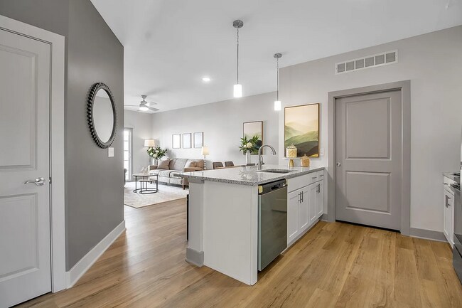 6026 Broadway in Lancaster, NY - Building Photo - Building Photo