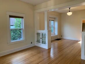 430 S Henderson St in Bloomington, IN - Building Photo - Building Photo