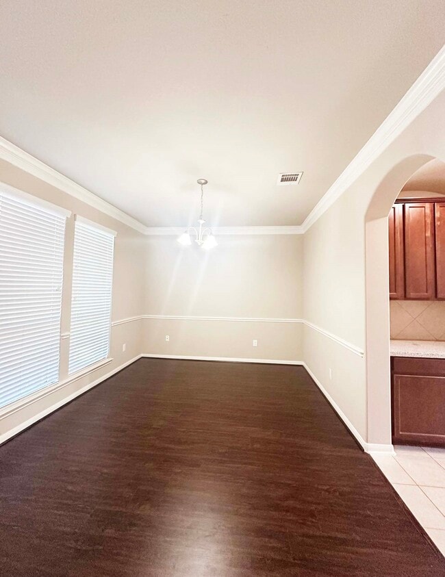 property at 25981 N Kings Mill Ln