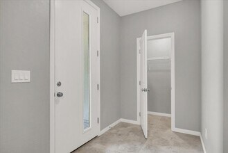 502 Sonoma Range St in Las Vegas, NV - Building Photo - Building Photo