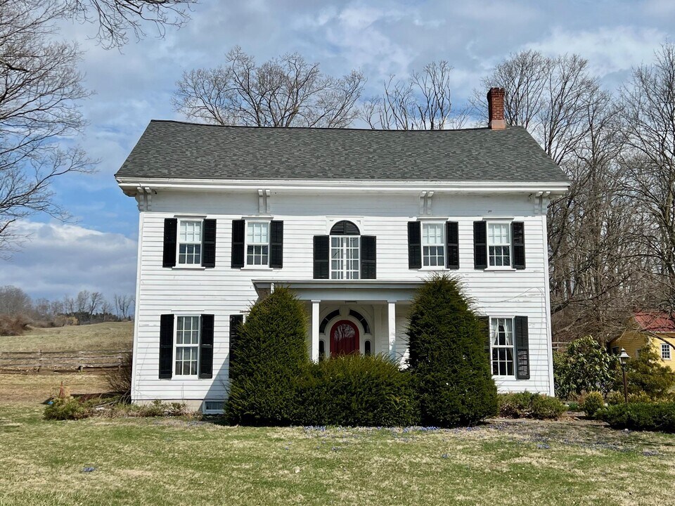 79 Camby Rd in Verbank, NY - Building Photo