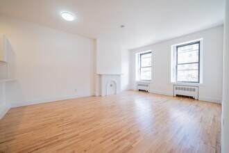 1200 Washington St in Hoboken, NJ - Building Photo - Building Photo