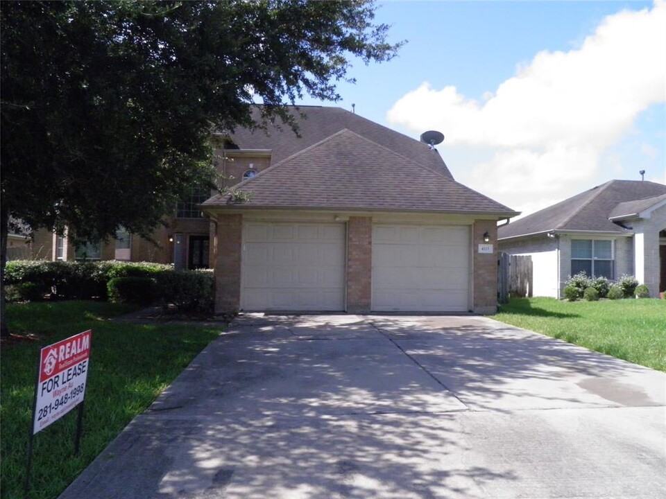 4115 Applecreek Bend Dr in Stafford, TX - Building Photo