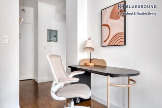 212 W 91st St, Unit SI FL12-ID1007 in New York, NY - Foto de edificio - Building Photo