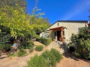 926 Champion Ln in Deer Park, CA - Building Photo - Building Photo