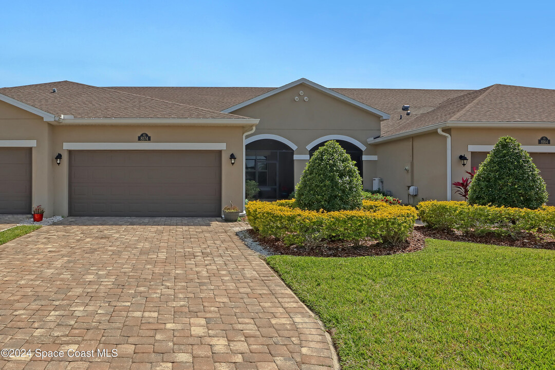 8174 Loren Cove Dr in Melbourne, FL - Building Photo