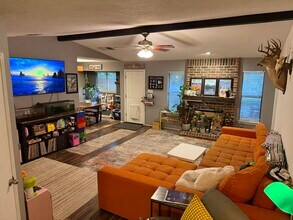 9802 Briar Ridge Dr, Unit Briar Ridge in Austin, TX - Foto de edificio - Building Photo