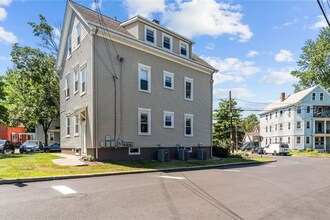 311 Highland Ave in Providence, RI - Building Photo - Building Photo