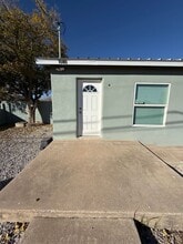 1080 Davis Ave in Las Cruces, NM - Building Photo - Building Photo