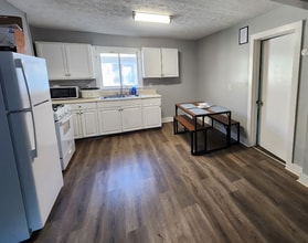 2 S Back River Rd in Hampton, VA - Building Photo - Building Photo