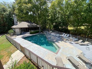 3900 Aspen Dr in Montgomery, TX - Building Photo - Building Photo