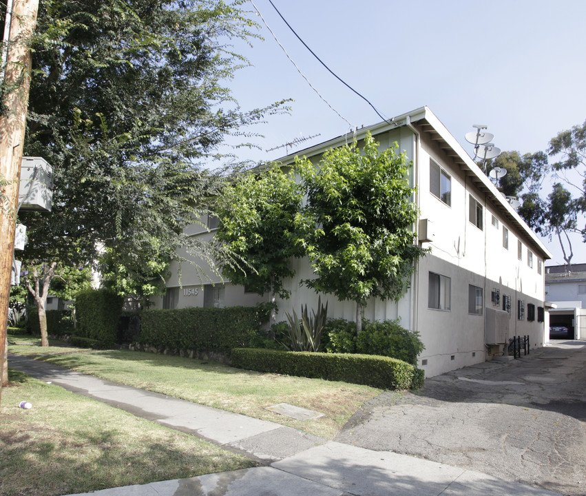 11545 Erwin St in North Hollywood, CA - Building Photo