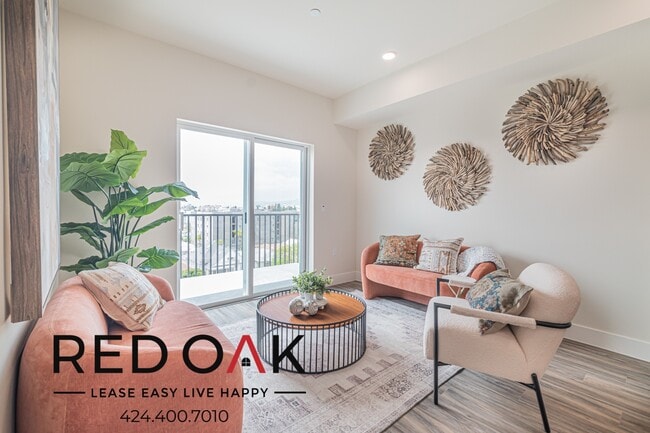 property at 1037 Dewey Ave