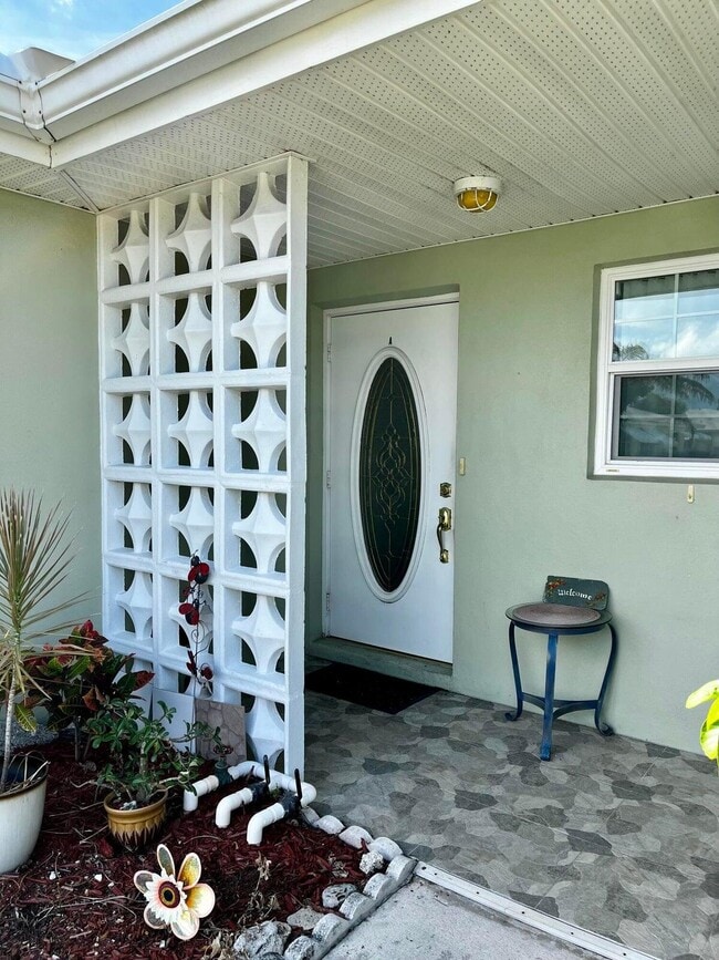property at 910 Savannas Point Dr