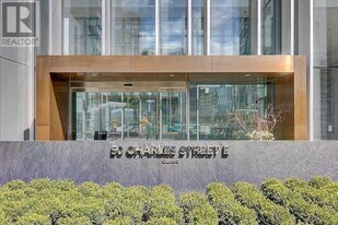 50 Charles St E in Toronto, ON - Building Photo