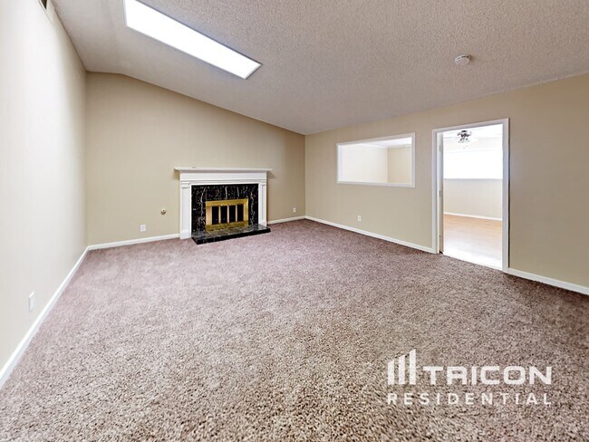 3959 Monja Cir in Las Vegas, NV - Building Photo - Building Photo