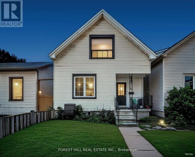 22 Harvey St in Hamilton, ON - Building Photo - Building Photo