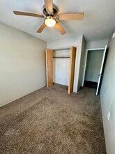 902 39th Street Ct in Moline, IL - Building Photo - Building Photo