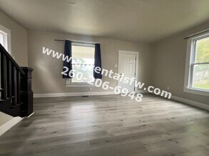 2101 Eby Ave in Fort Wayne, IN - Building Photo - Building Photo