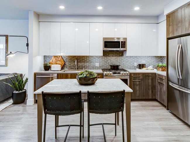 4984 El Camino Real, Unit SI ID1506167P in Los Altos, CA - Building Photo - Building Photo