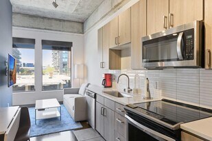 728 N 3rd St in Minneapolis, MN - Building Photo