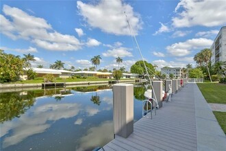 1461 S Ocean Blvd, Unit 226 in Pompano Beach, FL - Foto de edificio - Building Photo