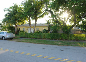 400 SE 21st St Apartments