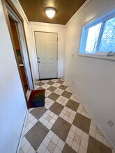 533 Cherry St, Unit 1 in Lansing, MI - Building Photo - Building Photo