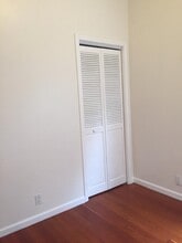 1234 Union St in Oakland, CA - Foto de edificio - Building Photo