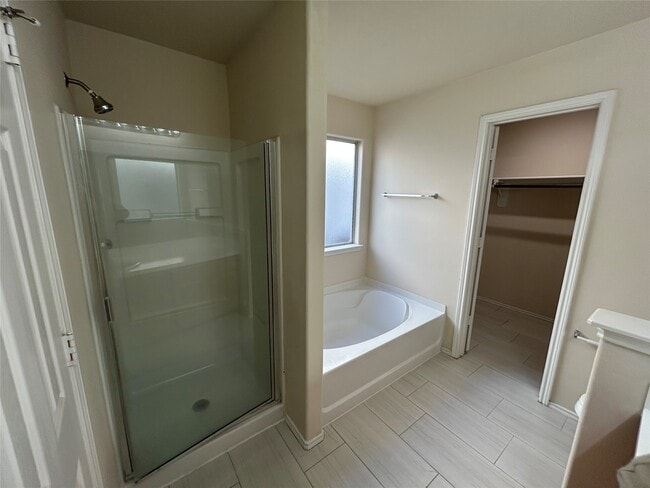 property at 707 Kiley Dr