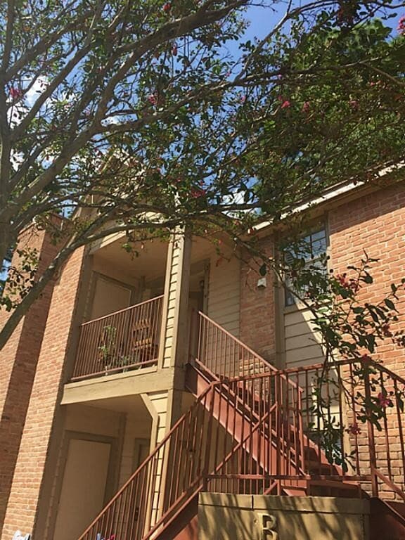 property at 2402 Sycamore Ave