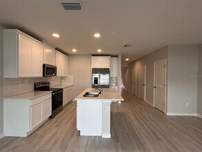 4607 Campsite Lp in Orlando, FL - Building Photo - Building Photo