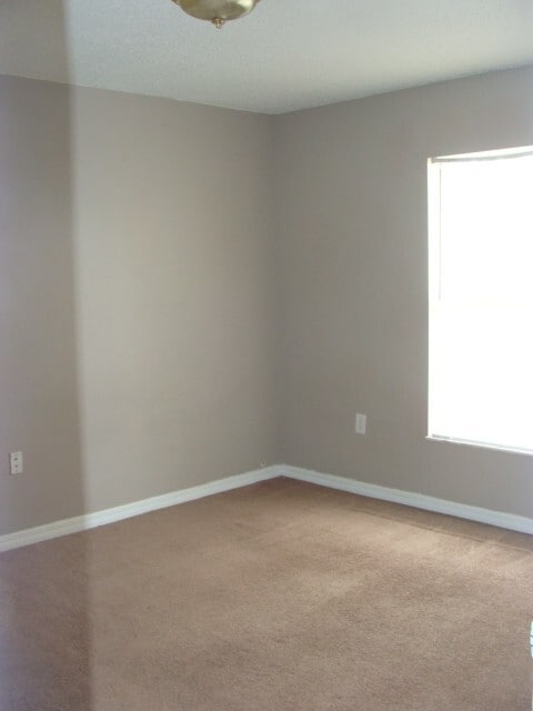 633 Nardello Dr in Deltona, FL - Building Photo - Building Photo