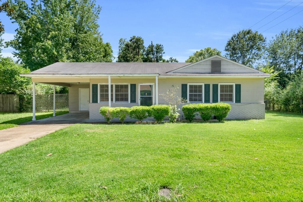 706 Cypress St in Columbus, MS - Foto de edificio