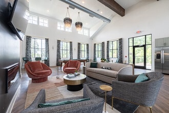 Waterleaf at Salt Creek in Savannah, GA - Foto de edificio - Interior Photo