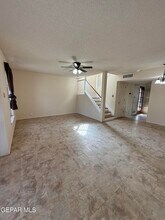 12008 Castle Woods Dr in El Paso, TX - Building Photo - Building Photo
