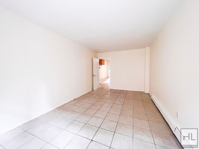 BOOTH STREET, Unit 1 in Queens, NY - Building Photo - Building Photo