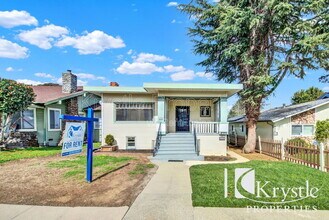 1026 Carolina St in Vallejo, CA - Foto de edificio - Building Photo