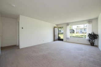 3516 Bartlett Ave in Oceanside, CA - Building Photo - Building Photo