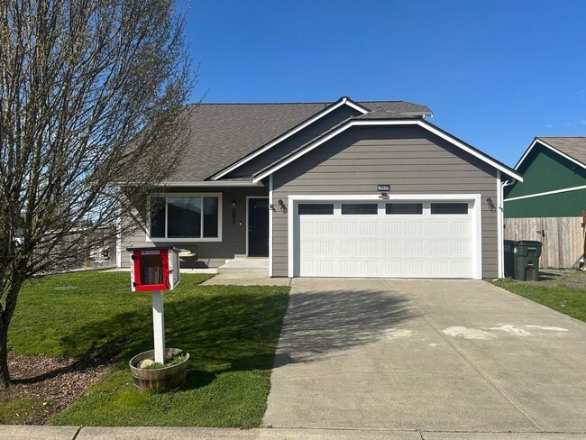 property at 16650 Greenleaf Ave SE