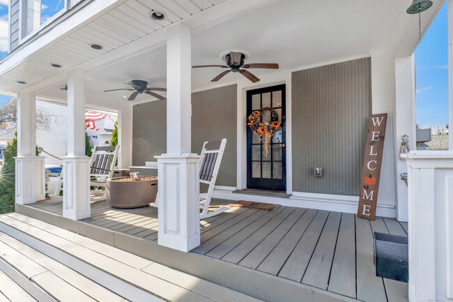 15 Bristol St in Branford, CT - Building Photo - Building Photo