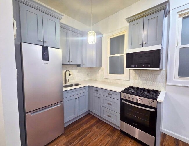 209-211 48th St, Unit A5 in Union City, NJ - Building Photo - Building Photo