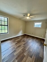 105 Dorman Ave in Houston, MS - Building Photo - Building Photo