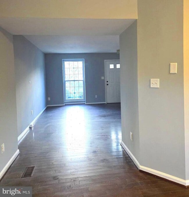 12977 Abner Ave in Woodbridge, VA - Building Photo - Building Photo