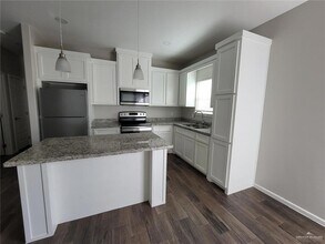 1404 Alta Vista Dr in Progreso Lakes, TX - Building Photo - Building Photo