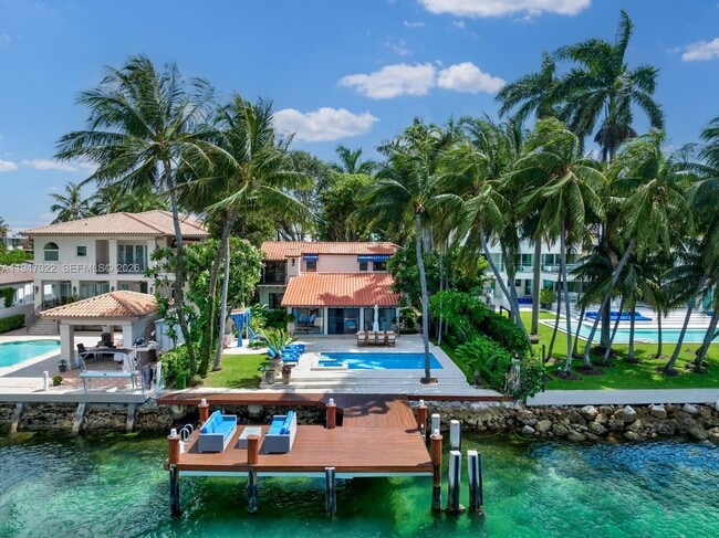 56 S Hibiscus Dr in Miami Beach, FL - Building Photo - Building Photo